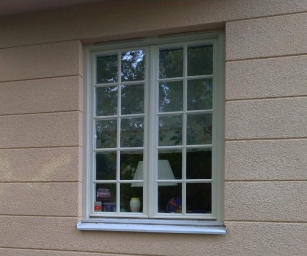 Gamla-fönster-och-fönsterrenovering.